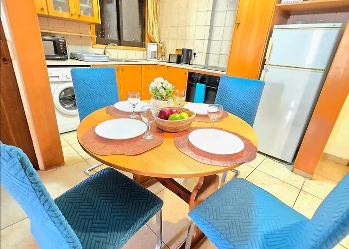 Finikoudes Fabulous Appartamento