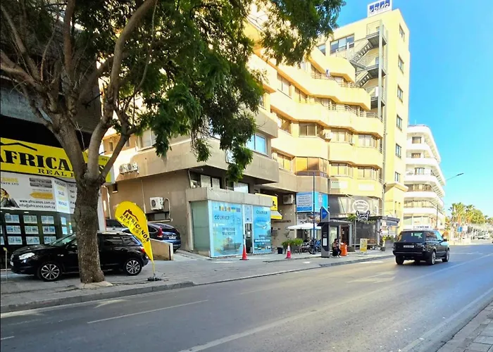 Finikoudes Fabulous *