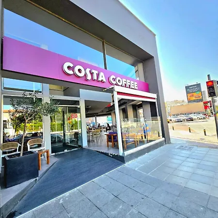 Апартаменти Finikoudes Fabulous *